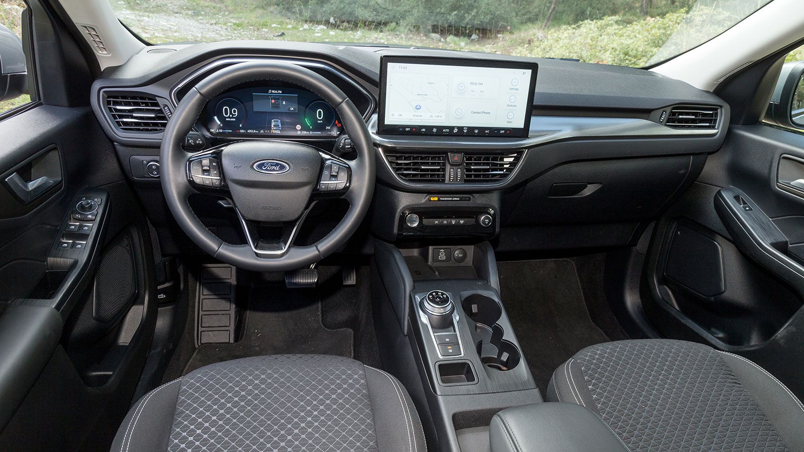 Συγκριτικό: Ford Kuga FHEV 180 PS VS VW Tiguan eTSI 150 PS